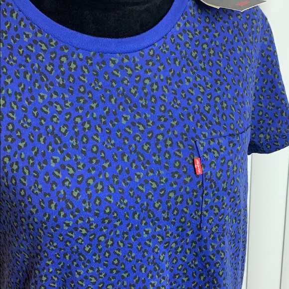 Levi’s Leopard Print Perfect Pocket Tee Shirt - Picture 3 of 4